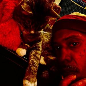 Meet your Posher, Lamont